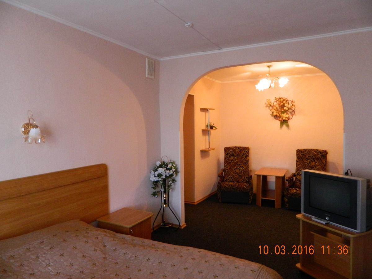 Hotel Druzhba Oleksandriia Екстериор снимка