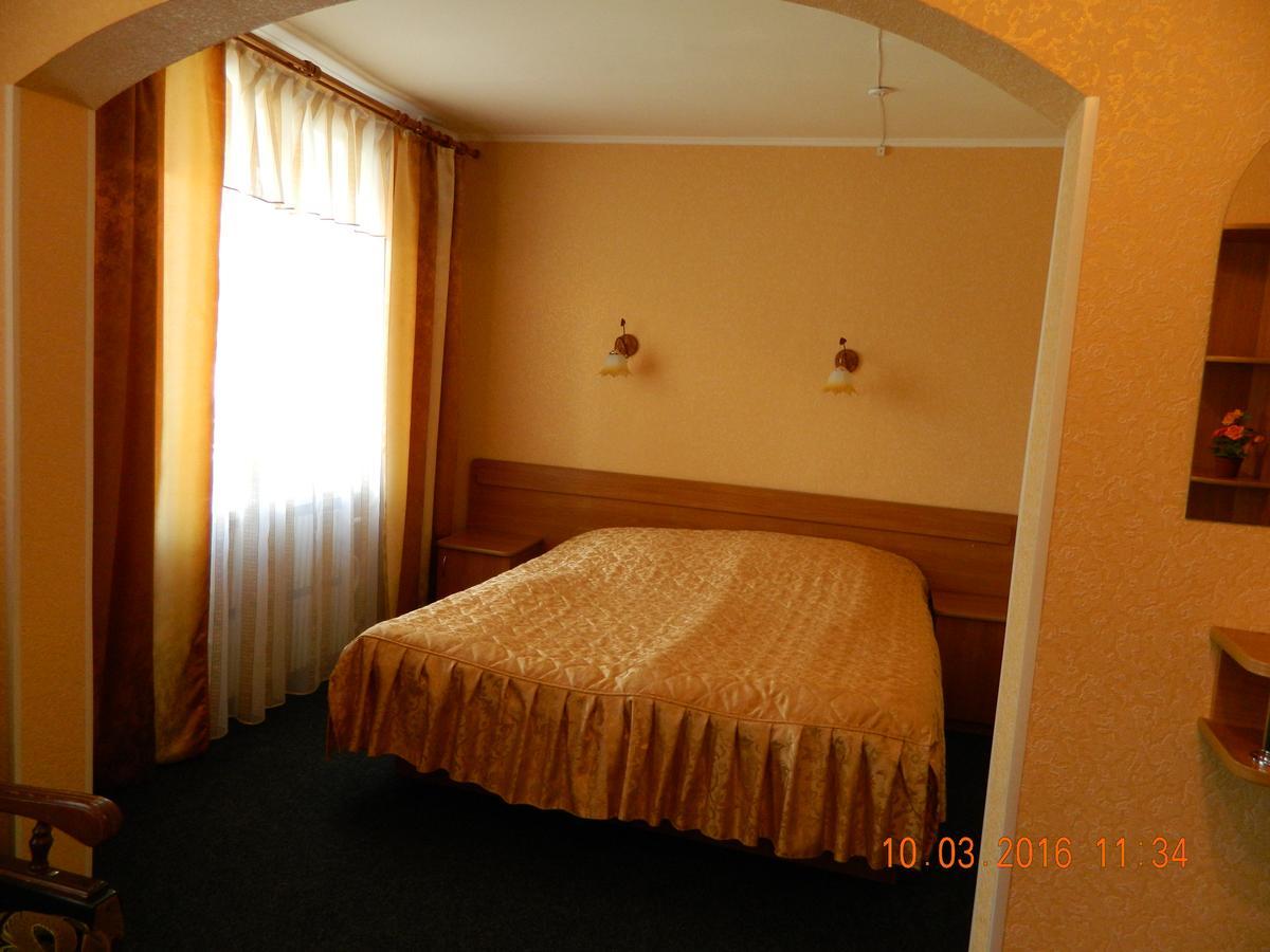 Hotel Druzhba Oleksandriia Екстериор снимка